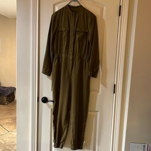 Banana Republic lightweight jumpsuit. Size 8